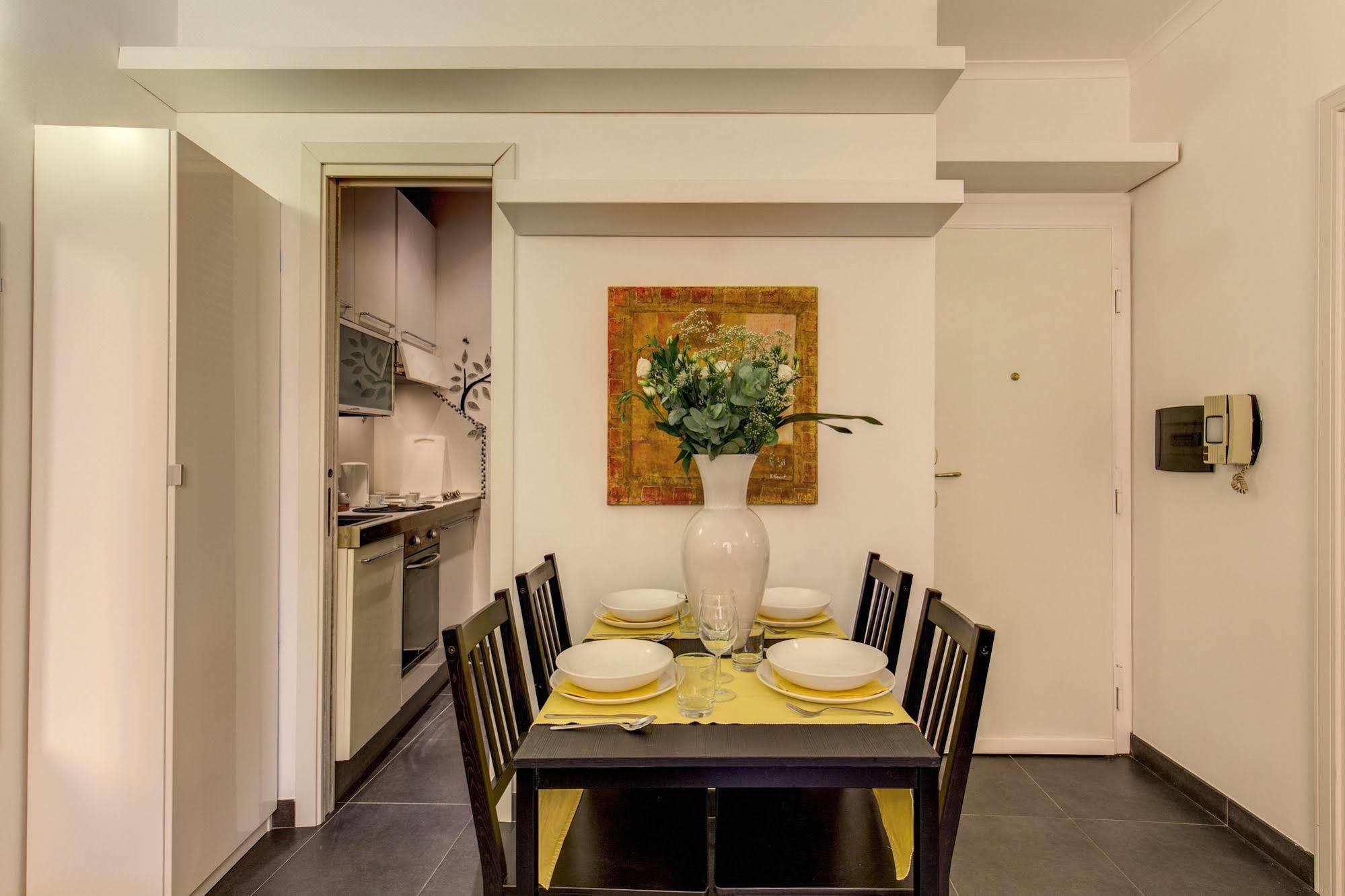 Appartement Elegant Behind The Colosseum *